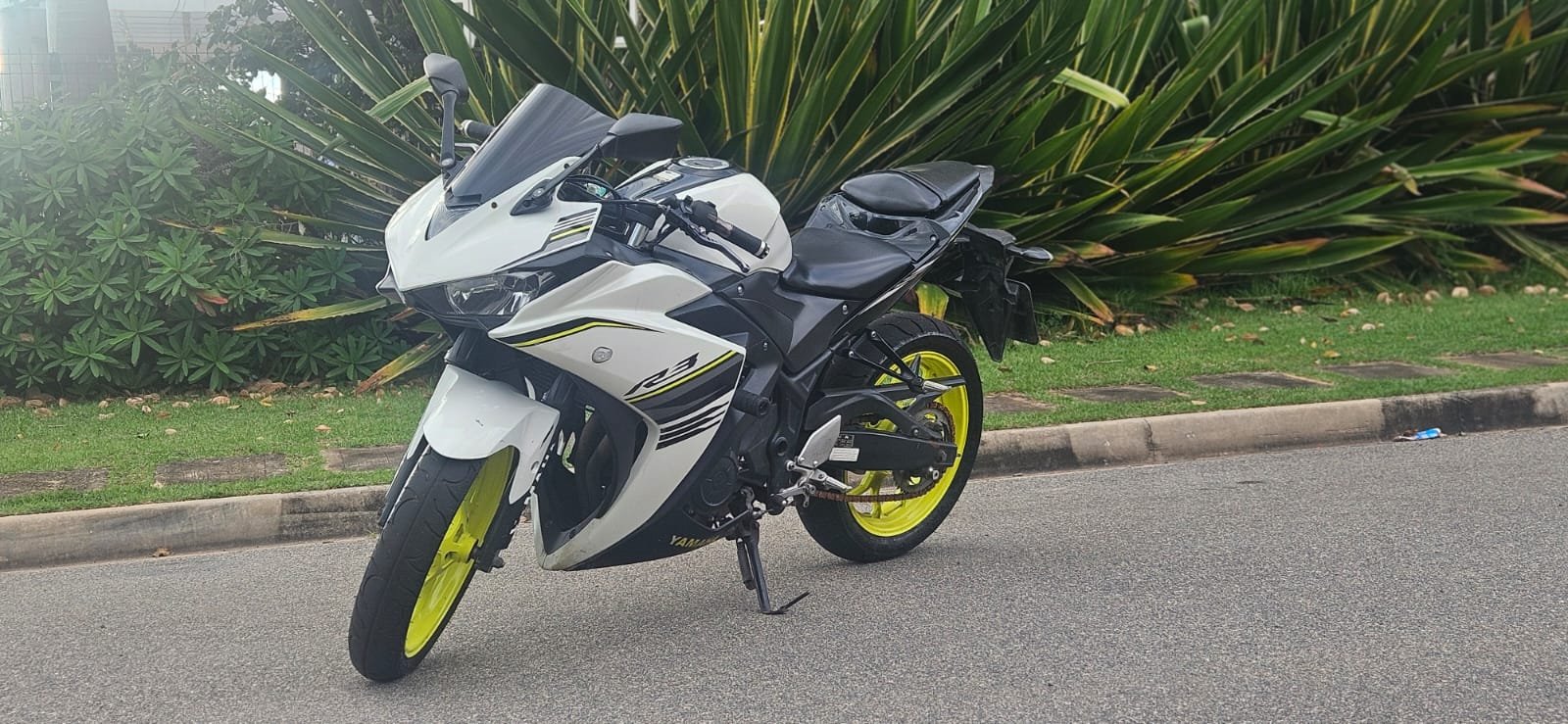 Yamaha R3 325cc ABS