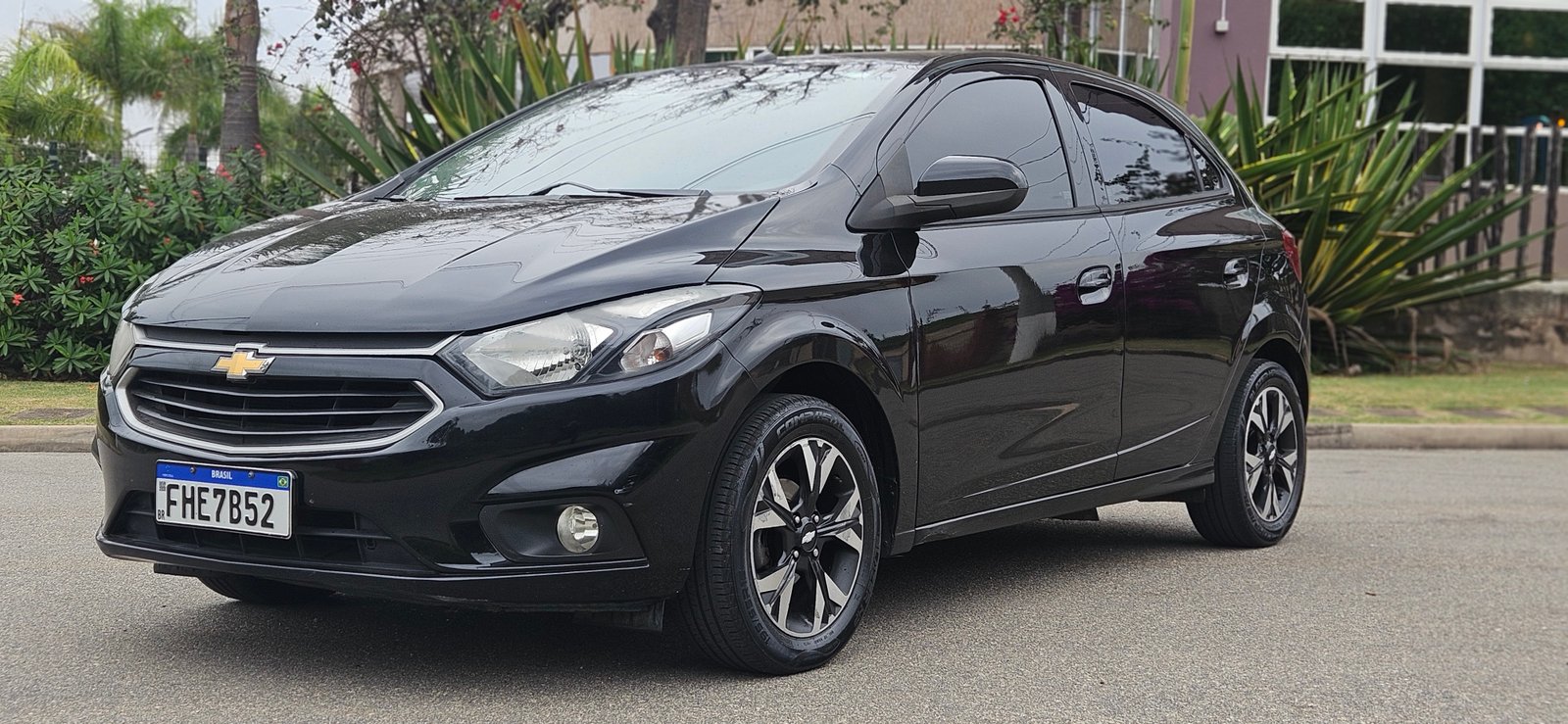 Chevrolet Onix Plus 1.4 LT